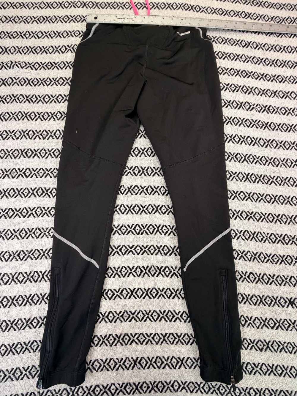 Women's lot 6 Nike Calvin Klein Puma Saucony leggings compression Pants Small S - Picture 15 of 16